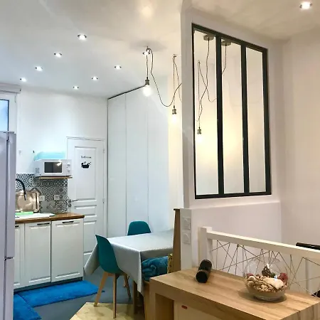Adorable Souplex Batignolles Apartment Paris Exterior photo